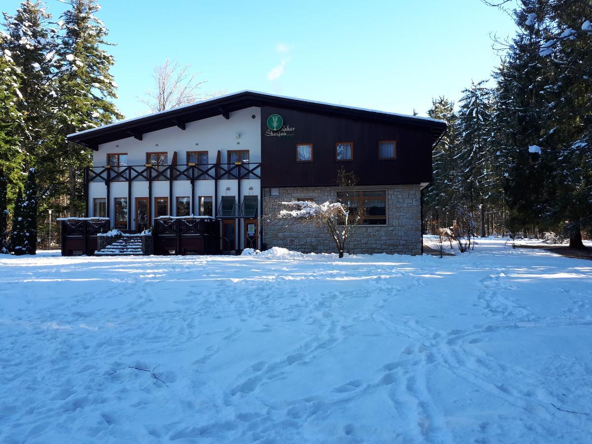 Hotel Rakov Skocjan تسركنيتسا المظهر الخارجي الصورة